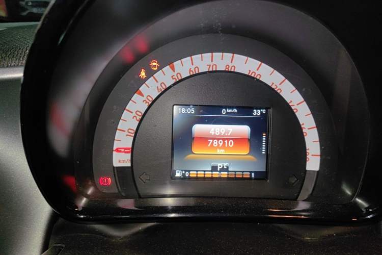 Used smart fortwo 2016 0.9T 66kW Hardtop Pioneer Edition Instrument Cluster