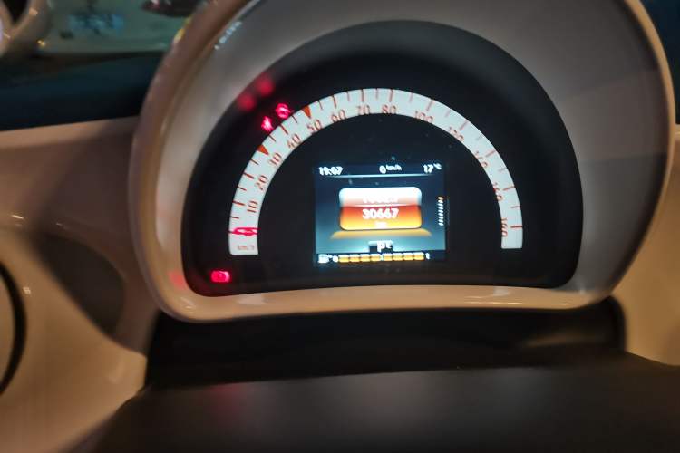 Used smart fortwo 2016 0.9T 66kW Convertible Ultimate Edition Instrument Cluster