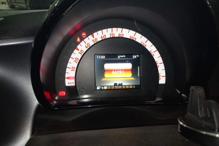 Used smart fortwo 2016 0.9T 66kW Hardtop Pioneer Edition Instrument Cluster