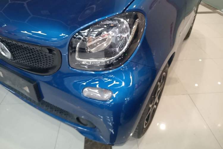 Used smart fortwo 2016 0.9T 66kW Hardtop Pioneer Edition Left Front Headlight