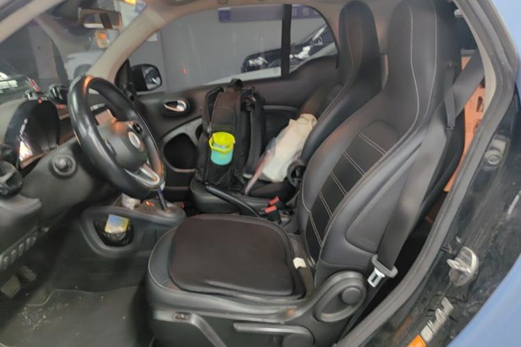 Used smart fortwo 2016 0.9T 66kW Hardtop Pioneer Edition Left Rear Seat