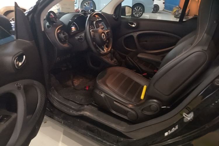 Used smart fortwo 2016 0.9T 66kW Hardtop Pioneer Edition Left Rear Seat