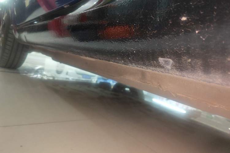 Used smart fortwo 2016 0.9T 66kW Hardtop Pioneer Edition Left Side Sill