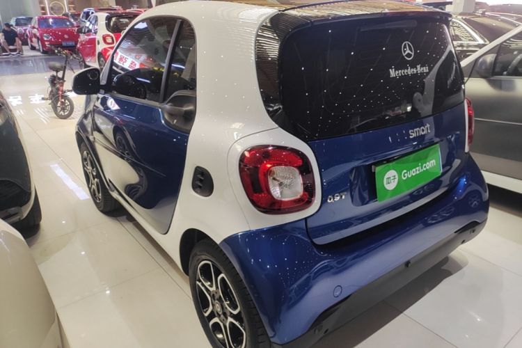 Used smart fortwo 2016 0.9T 66kW Hardtop Pioneer Edition Rear Left 45 Deg