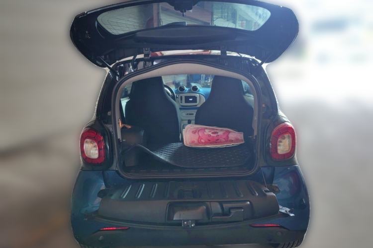 Used smart fortwo 2016 0.9T 66kW Hardtop Ultimate Edition Trunk