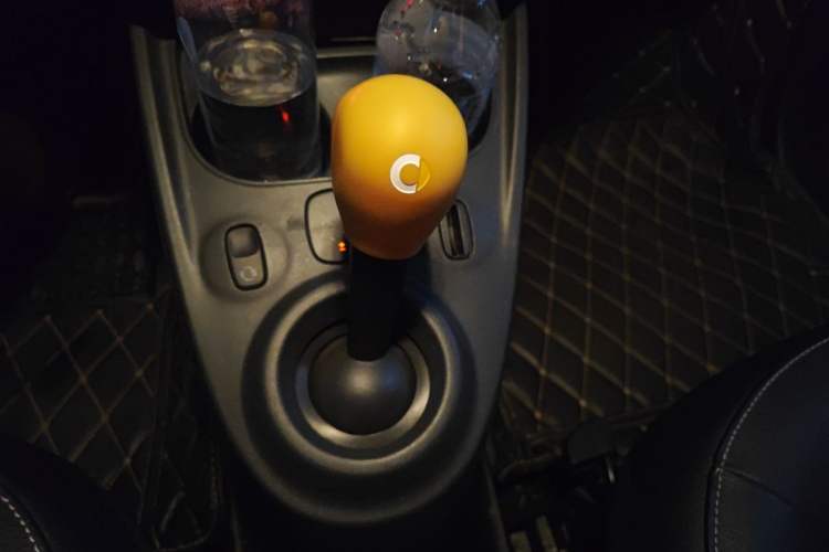 Used smart fortwo 2016 0.9T 66kW Hardtop Pioneer Edition Gear Lever