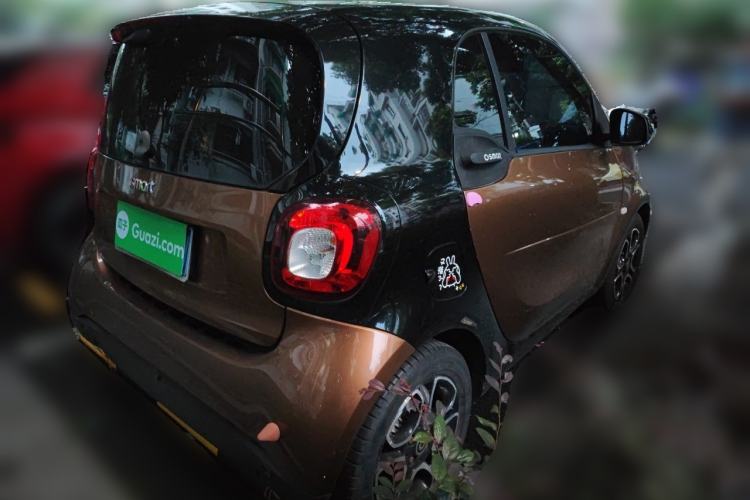 Used smart fortwo 2016 0.9T 66kW Hardtop Pioneer Edition Rear Right 45 Deg