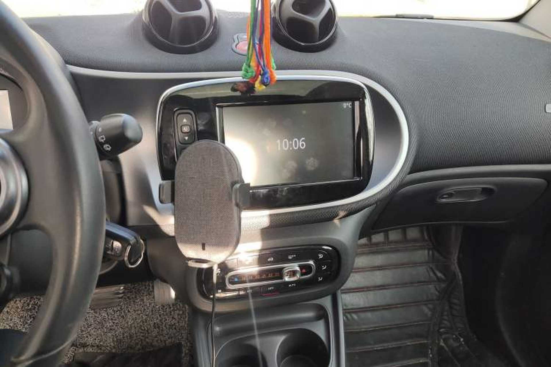 Used smart fortwo 2016 0.9T 66kW Hardtop Pioneer Edition Audio And AC Panel