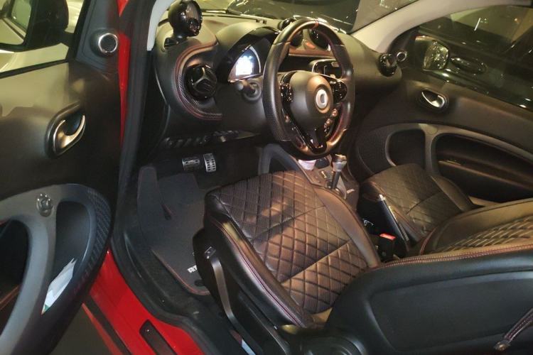 Used smart fortwo 2016 1.0L 52 kW Convertible Passion Edition Driver Seat