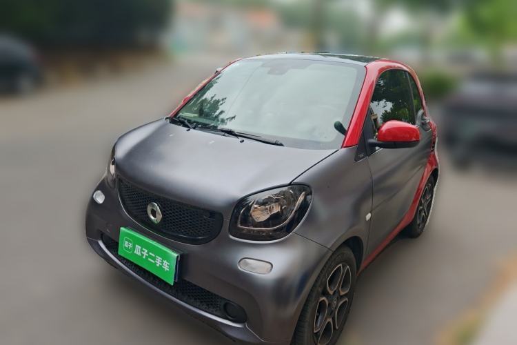 Used smart fortwo 2016 0.9T 66kW Hardtop Pioneer Edition Guazi used car, China used car export, Used car for sale, Used smart cars, Cheapest cars for sale