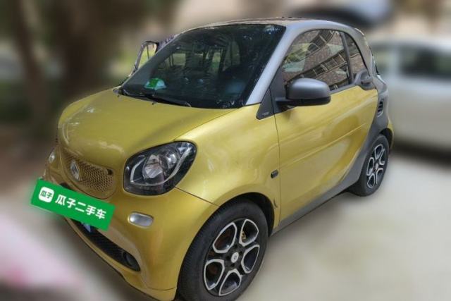 smart fortwo 2016 0.9T 66kW Hardtop Pioneer Edition с пробегом