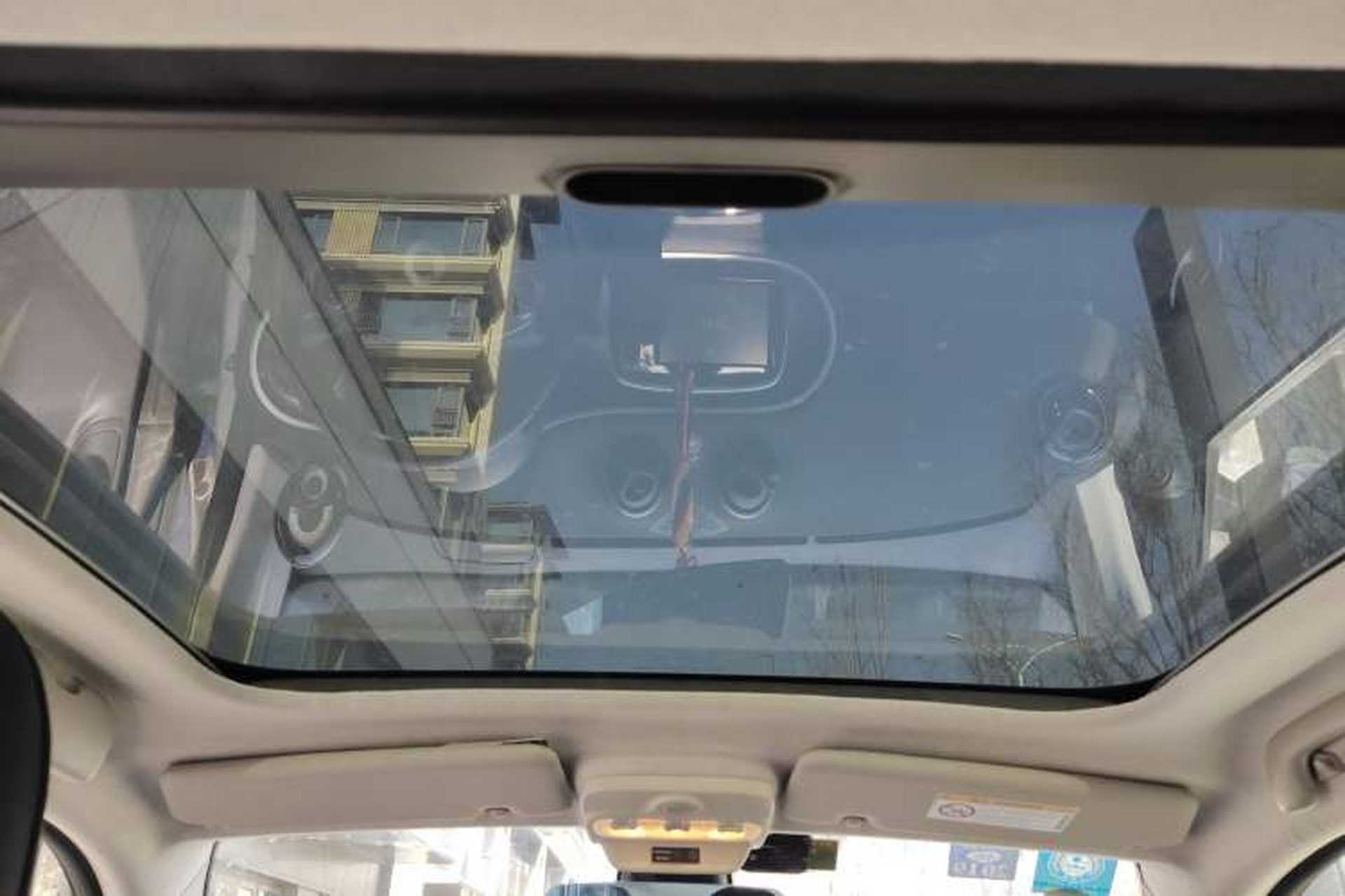 Used smart fortwo 2016 0.9T 66kW Hardtop Pioneer Edition Headliner