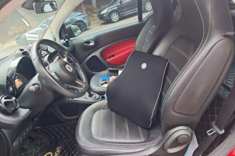 Used smart fortwo 2016 0.9T 66kW Hardtop Pioneer Edition Left Front Seat