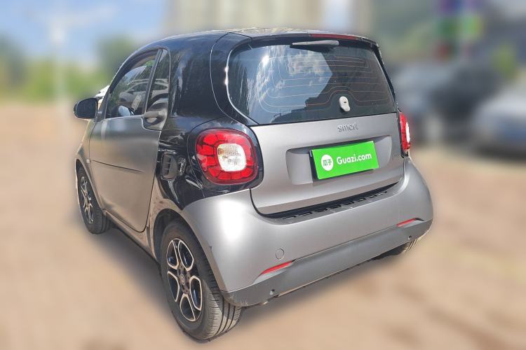 Used smart fortwo 2016 1.0L Grey Ranger Special Edition Exterior 3