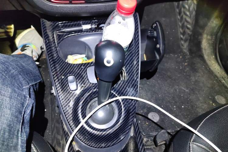 Used smart fortwo 2016 0.9T 66kW Hardtop Pioneer Edition Gear Lever