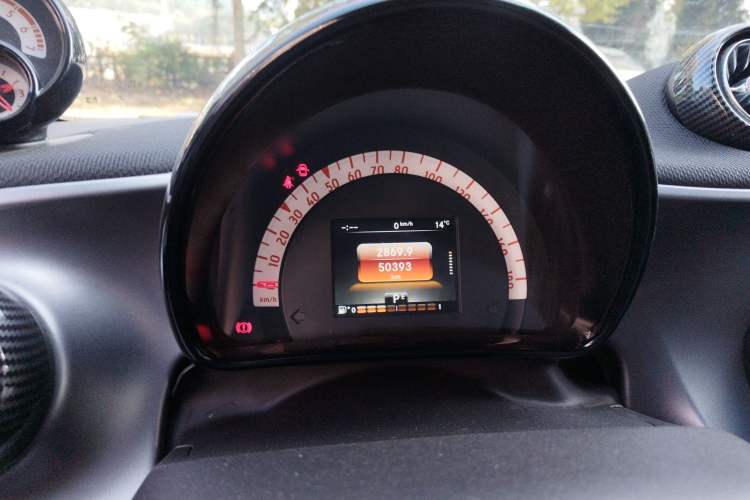 Used smart fortwo 2016 0.9T 66kW Hardtop Pioneer Edition Instrument Cluster