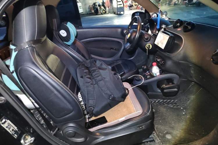 Used smart fortwo 2016 0.9T 66kW Hardtop Pioneer Edition Left Rear Seat