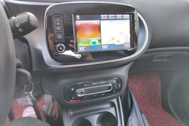 Used smart fortwo 2016 0.9T 66kW Hardtop Pioneer Edition Audio And AC Panel