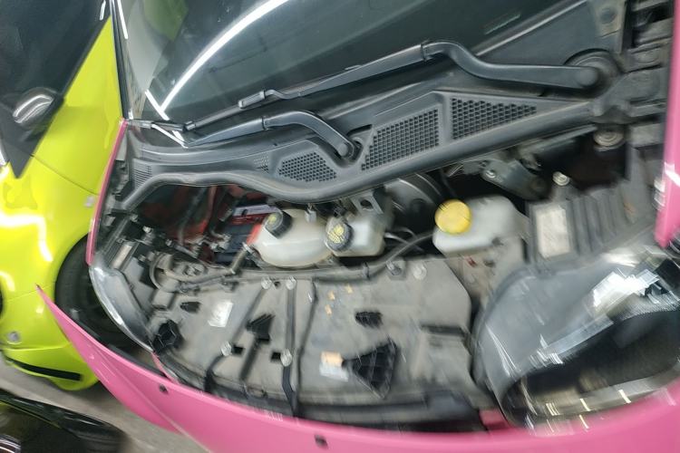 Used smart fortwo 2016 0.9T 66kW Hardtop Pioneer Edition Engine Bay