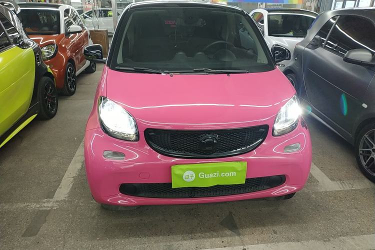 Used smart fortwo 2016 0.9T 66kW Hardtop Pioneer Edition Exterior 1
