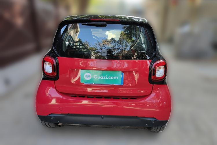 Used smart fortwo 2016 0.9T 66kW Hardtop Pioneer Edition Exterior 4