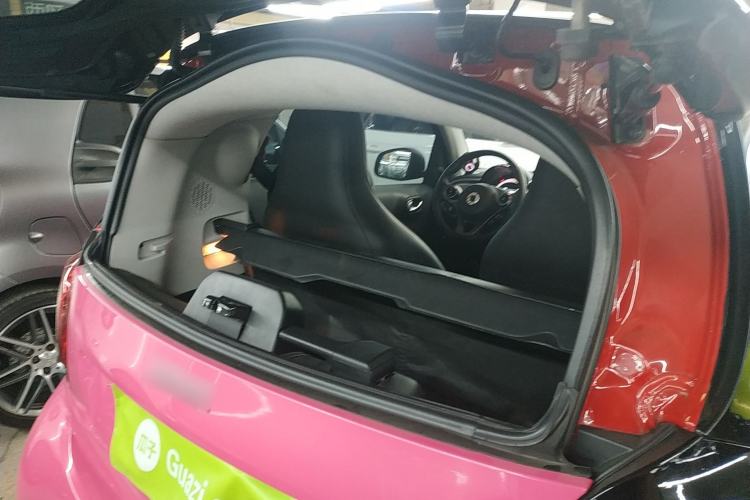 Used smart fortwo 2016 0.9T 66kW Hardtop Pioneer Edition Trunk