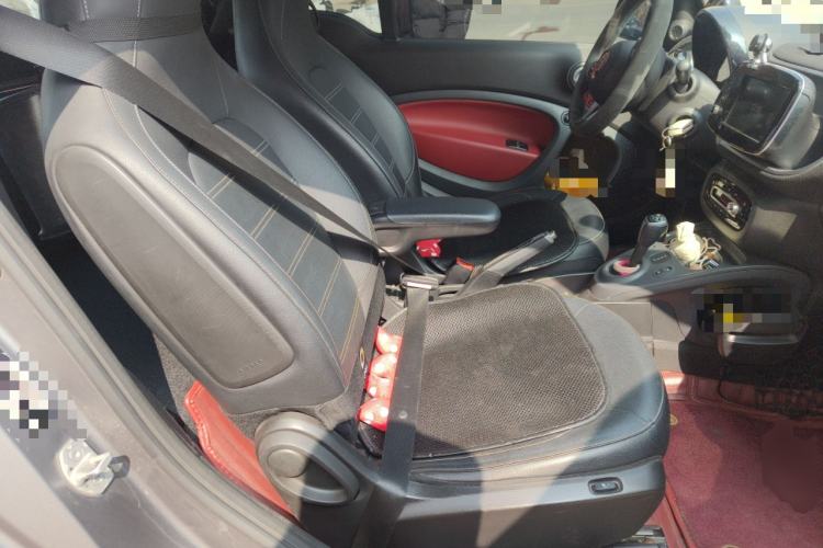 Used smart fortwo 2016 0.9T 66 kW Convertible Pioneer Edition Left Rear Seat