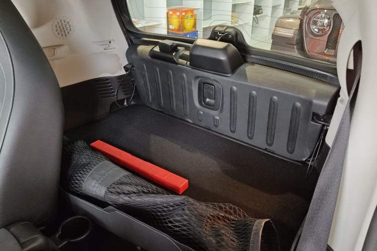 Used smart fortwo 2016 0.9T 66kW Hardtop Pioneer Edition Left Rear Seat
