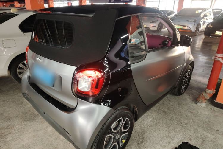 Used smart fortwo 2016 0.9T 66 kW Convertible Pioneer Edition Rear Right 45 Deg