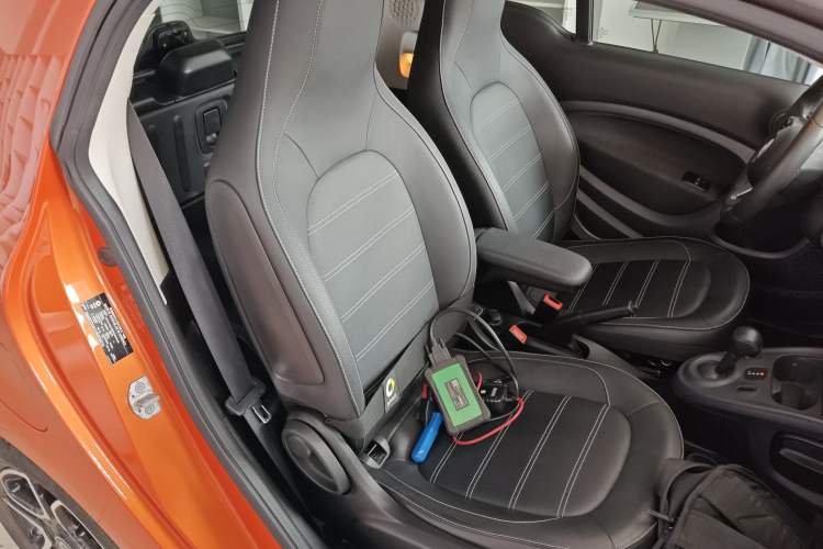 Used smart fortwo 2016 0.9T 66kW Hardtop Pioneer Edition Right Front Seat
