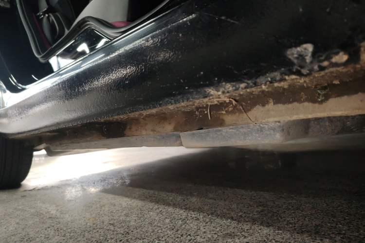 Used smart fortwo 2016 0.9T 66 kW Convertible Pioneer Edition Right Side Sill