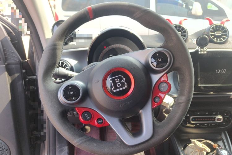 Used smart fortwo 2016 0.9T 66 kW Convertible Pioneer Edition Steering Wheel