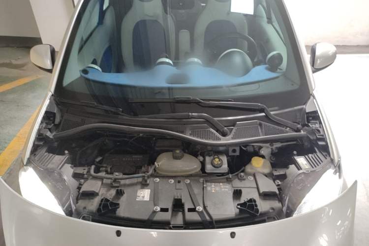 Used smart fortwo 2016 0.9T 66kW Convertible Ultimate Edition Engine Bay