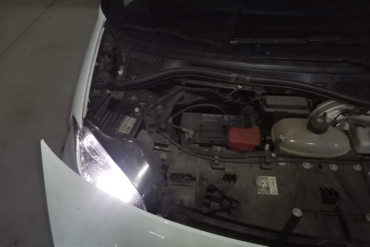 Used smart fortwo 2016 0.9T 66kW Hardtop Ultimate Edition Engine Bay Right