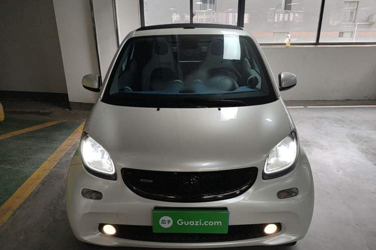 Used smart fortwo 2016 0.9T 66kW Convertible Ultimate Edition Front