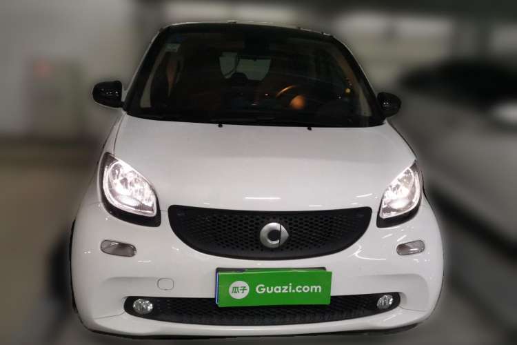 Used smart fortwo 2016 0.9T 66kW Hardtop Ultimate Edition Front