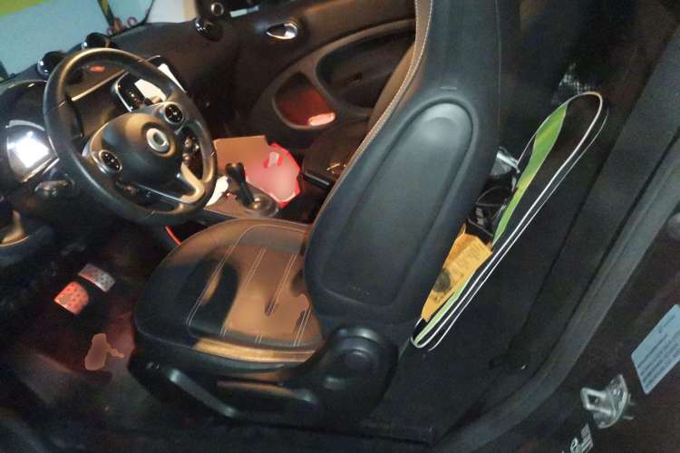 Used smart fortwo 2016 0.9T 66kW Hardtop Ultimate Edition Left Rear Seat