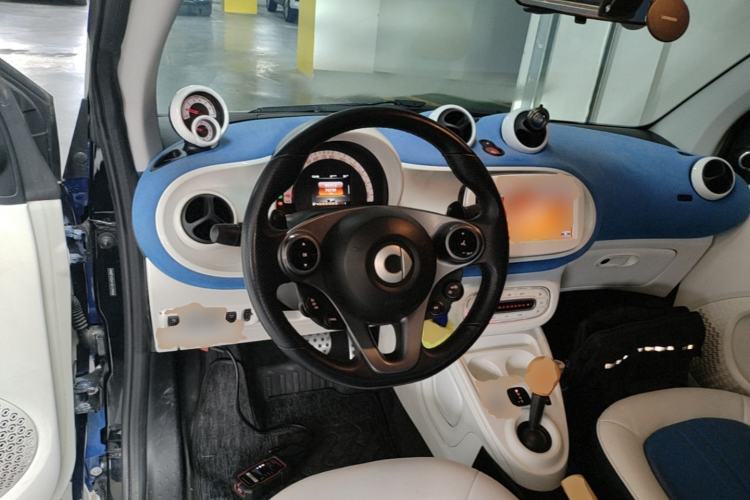 Used smart fortwo 2016 0.9T 66kW Convertible Ultimate Edition Steering Wheel