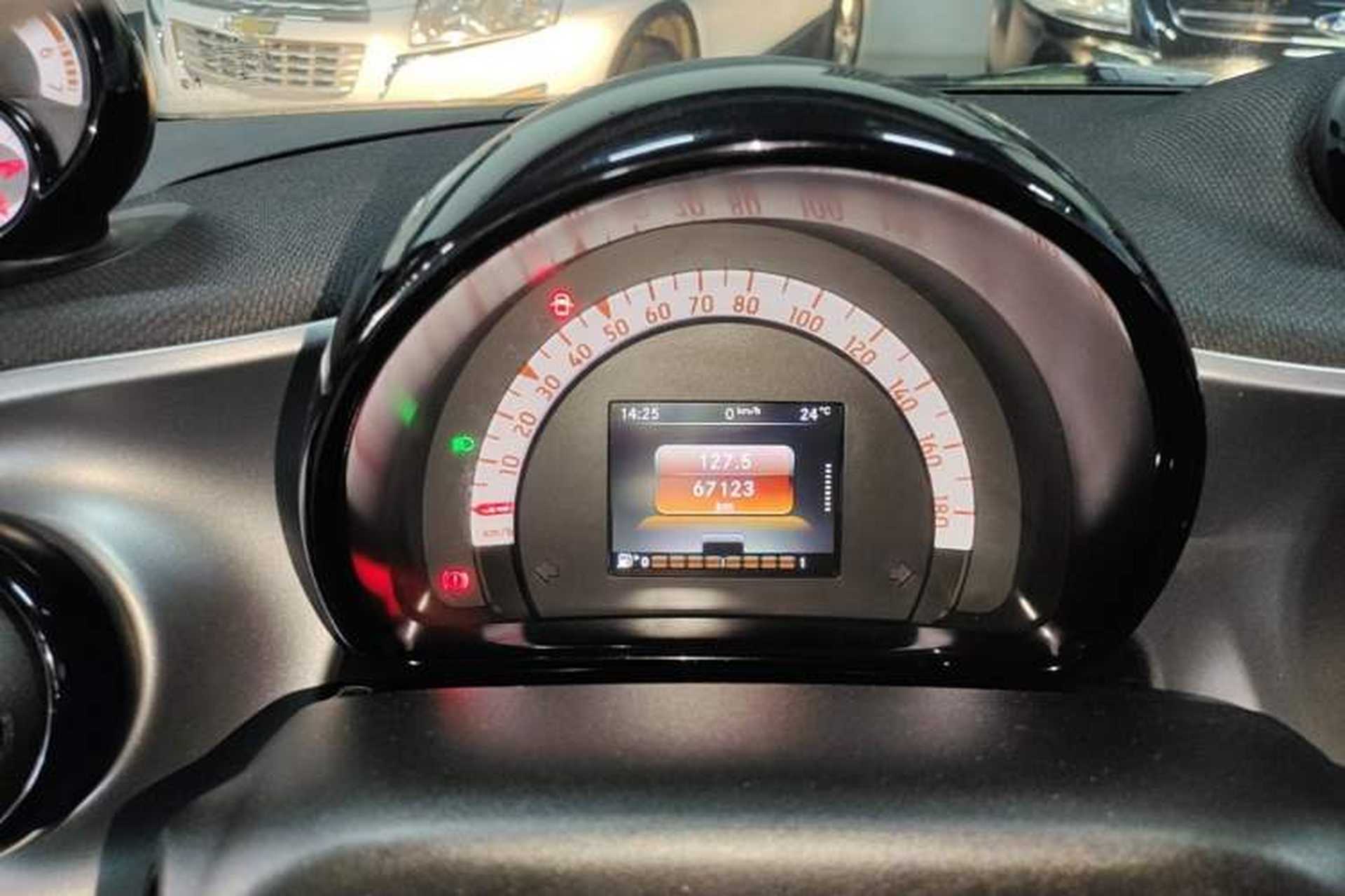Used smart fortwo 2016 0.9T 66kW Hardtop Pioneer Edition Instrument Cluster
