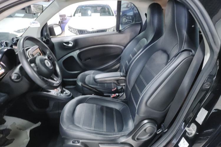 Used smart fortwo 2016 0.9T 66kW Hardtop Pioneer Edition Left Rear Seat