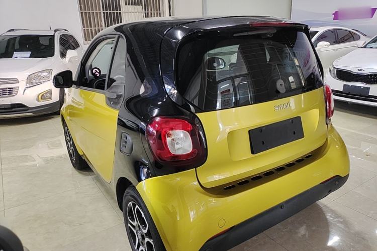Used smart fortwo 2016 0.9T 66kW Hardtop Pioneer Edition Rear Left 45 Deg