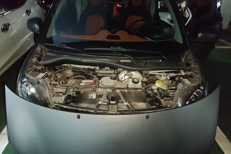 Used smart fortwo 2017 1.0L 52kW New Sound Special Edition China V Emission Standard Engine Bay