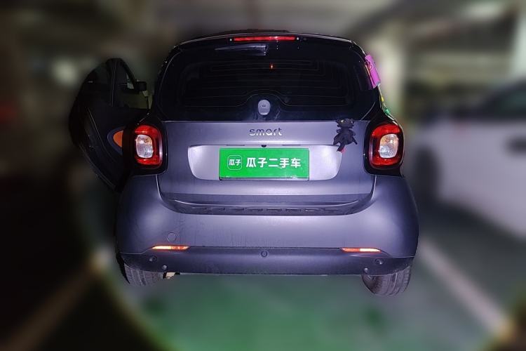 Used smart fortwo 2017 1.0L 52kW New Sound Special Edition China V Emission Standard Rear