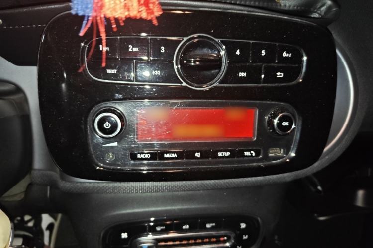 Used smart fortwo 2017 1.0L 52kW Hardtop Affection Special Edition Audio And AC Panel