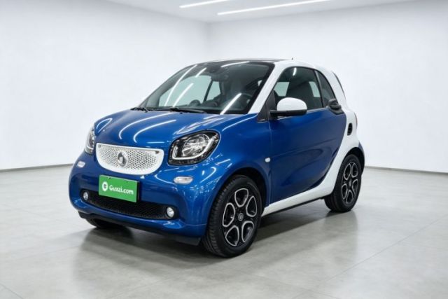 Used smart fortwo 2017 1.0L 52kW New Sound Special Edition China V Emission Standard