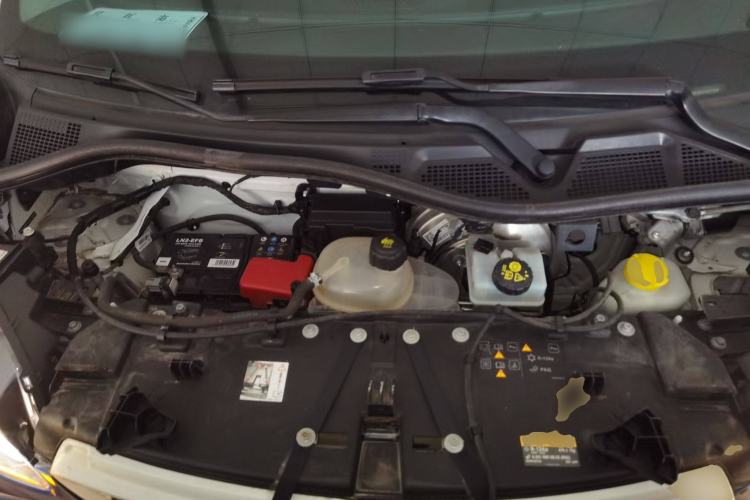 Used smart fortwo 2017 1.0L 52kW New Sound Special Edition China V Emission Standard Engine Bay