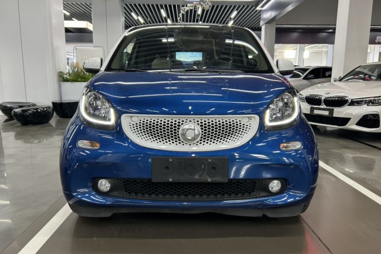 Used smart fortwo 2017 1.0L 52kW New Sound Special Edition China V Emission Standard Exterior 4