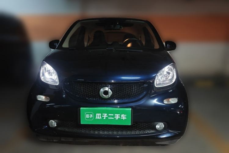 Used smart fortwo 2017 Model 1.0L 52 kW Melody Blue Special Edition China V Standard Front