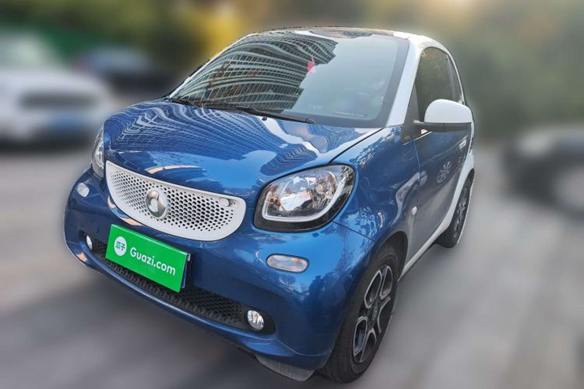 Used smart fortwo 2017 1.0L 52kW New Sound Special Edition China V Emission Standard Front Left 45 Deg