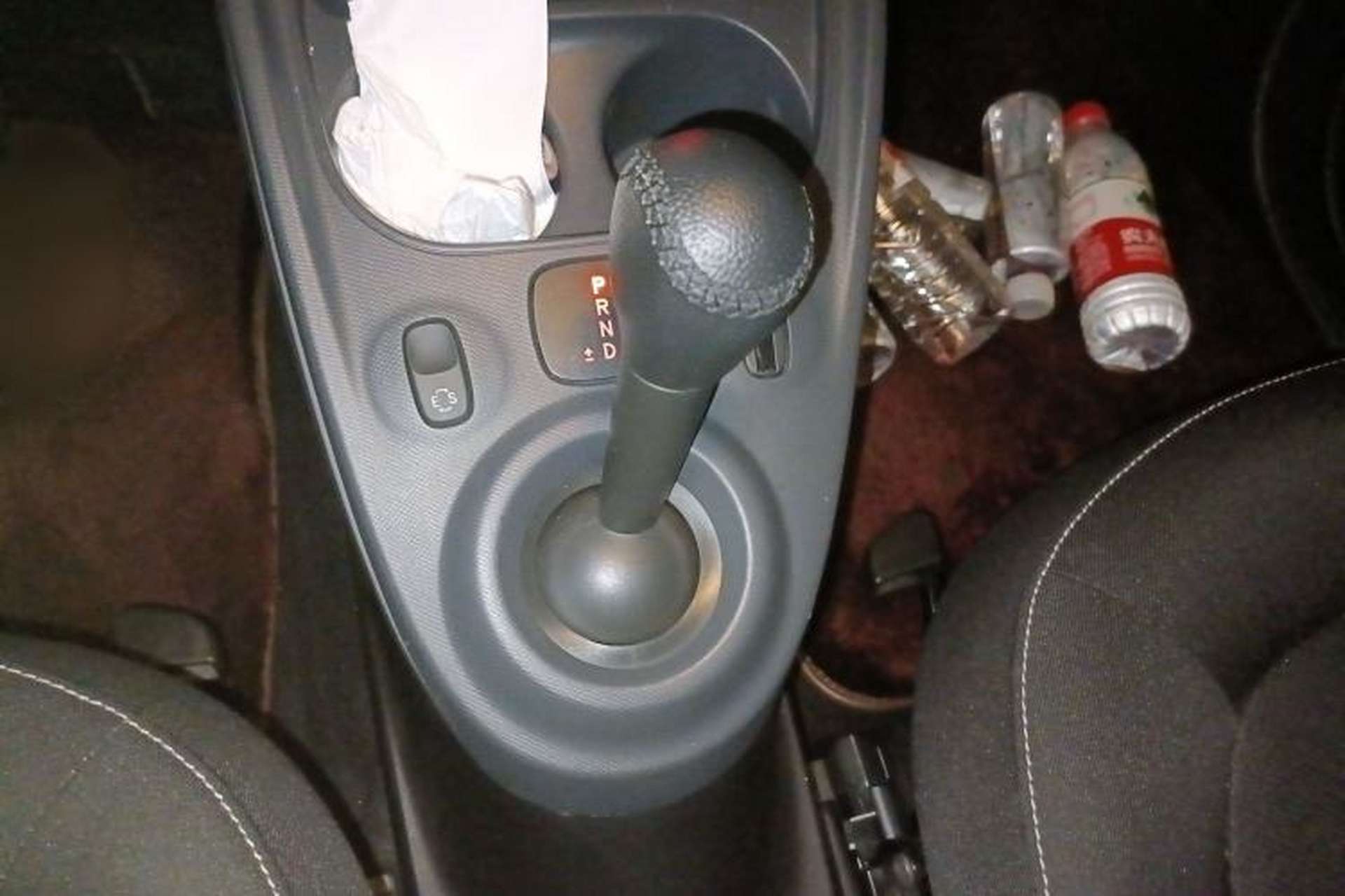 Used smart fortwo 2017 1.0L 52kW New Sound Special Edition China V Emission Standard Gear Lever